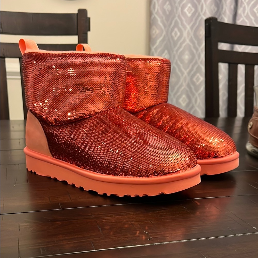 Ugg Australia Classic Mini Mirror Ball Starfish Pink Boots new Women’s Size 7